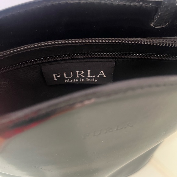 Furla Black Leather Women's Bag - Picture 2 of 4